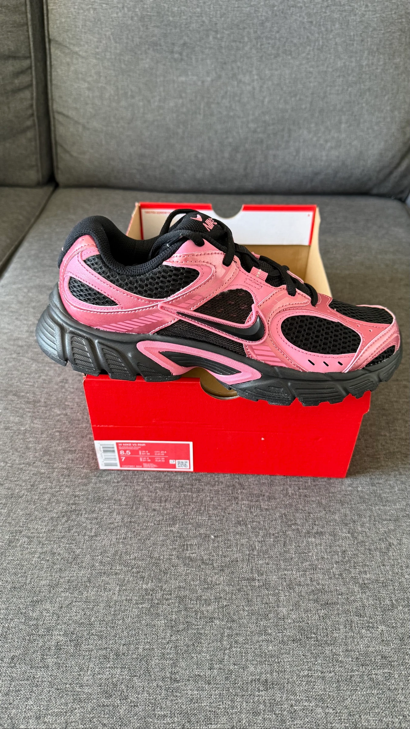 Baskets Nike V5 RNR Neuves 